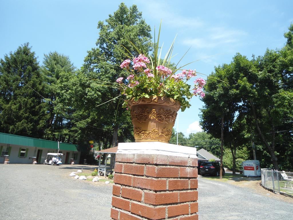 Flower Field Inn And Cottages Stroudsburg Zewnętrze zdjęcie