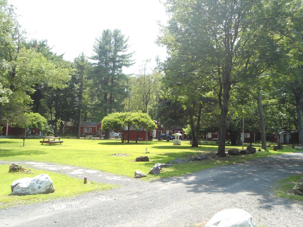 Flower Field Inn And Cottages Stroudsburg Zewnętrze zdjęcie