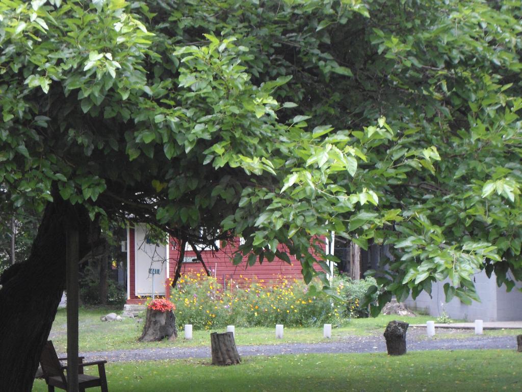 Flower Field Inn And Cottages Stroudsburg Zewnętrze zdjęcie