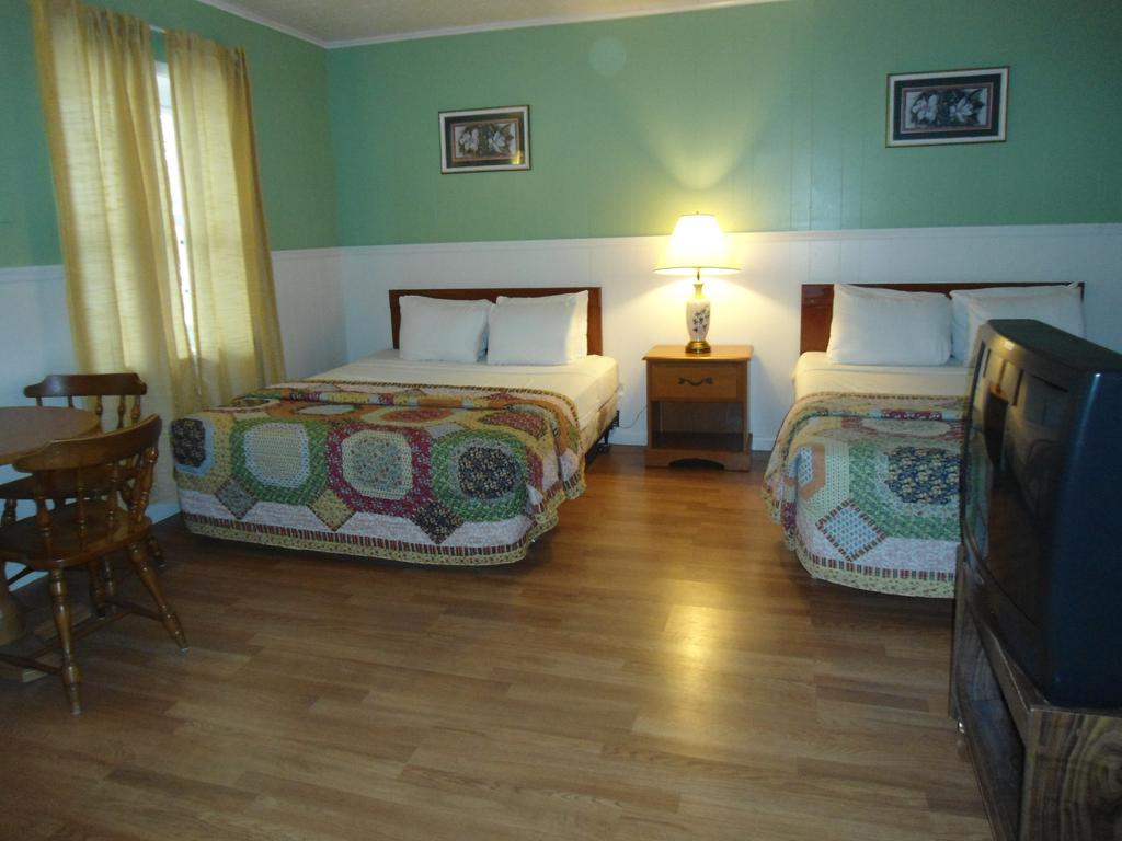 Flower Field Inn And Cottages Stroudsburg Pokój zdjęcie